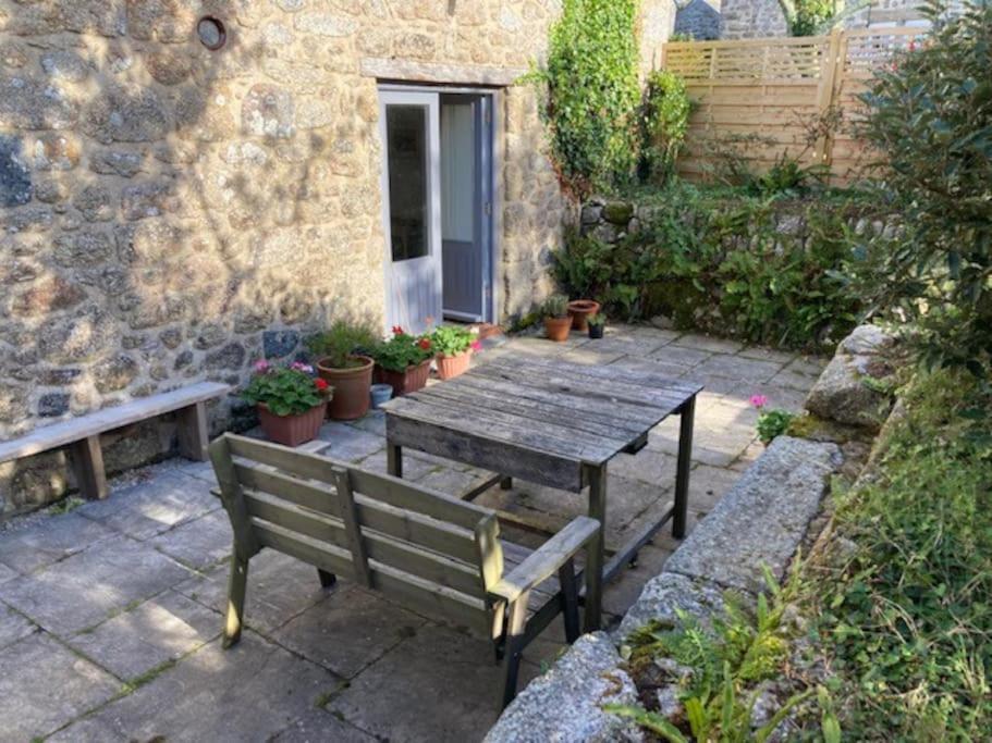 Spacious two bedroom barn conversion St Ives Exterior foto