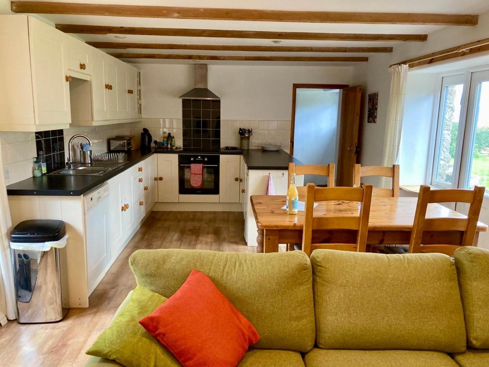 Spacious two bedroom barn conversion St Ives Exterior foto